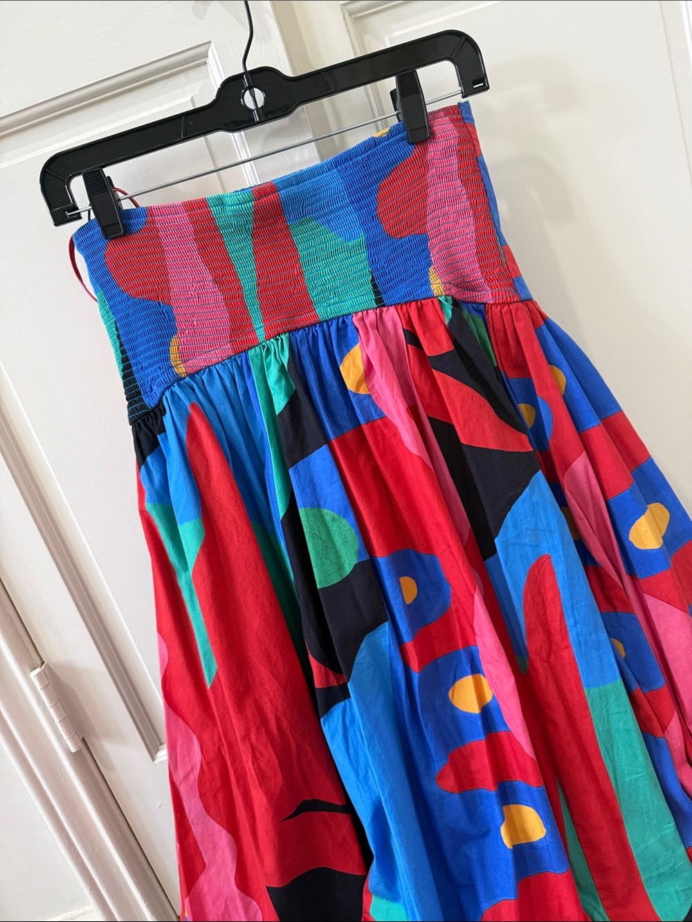 Deloreta Multicolor Abstract Print Sleeveless Women's Top and matching Skirt - Picture 5 of 6